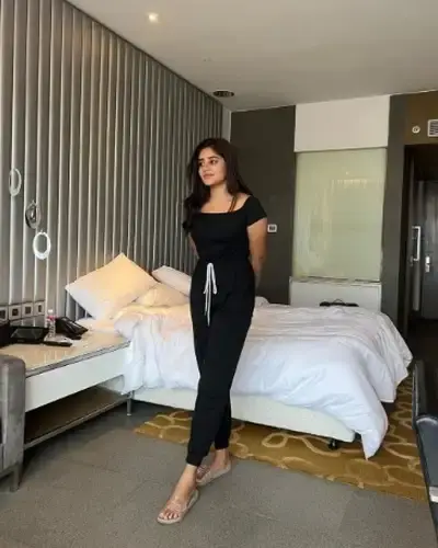 Call Girls Narendra Nagar Cash On Delivery